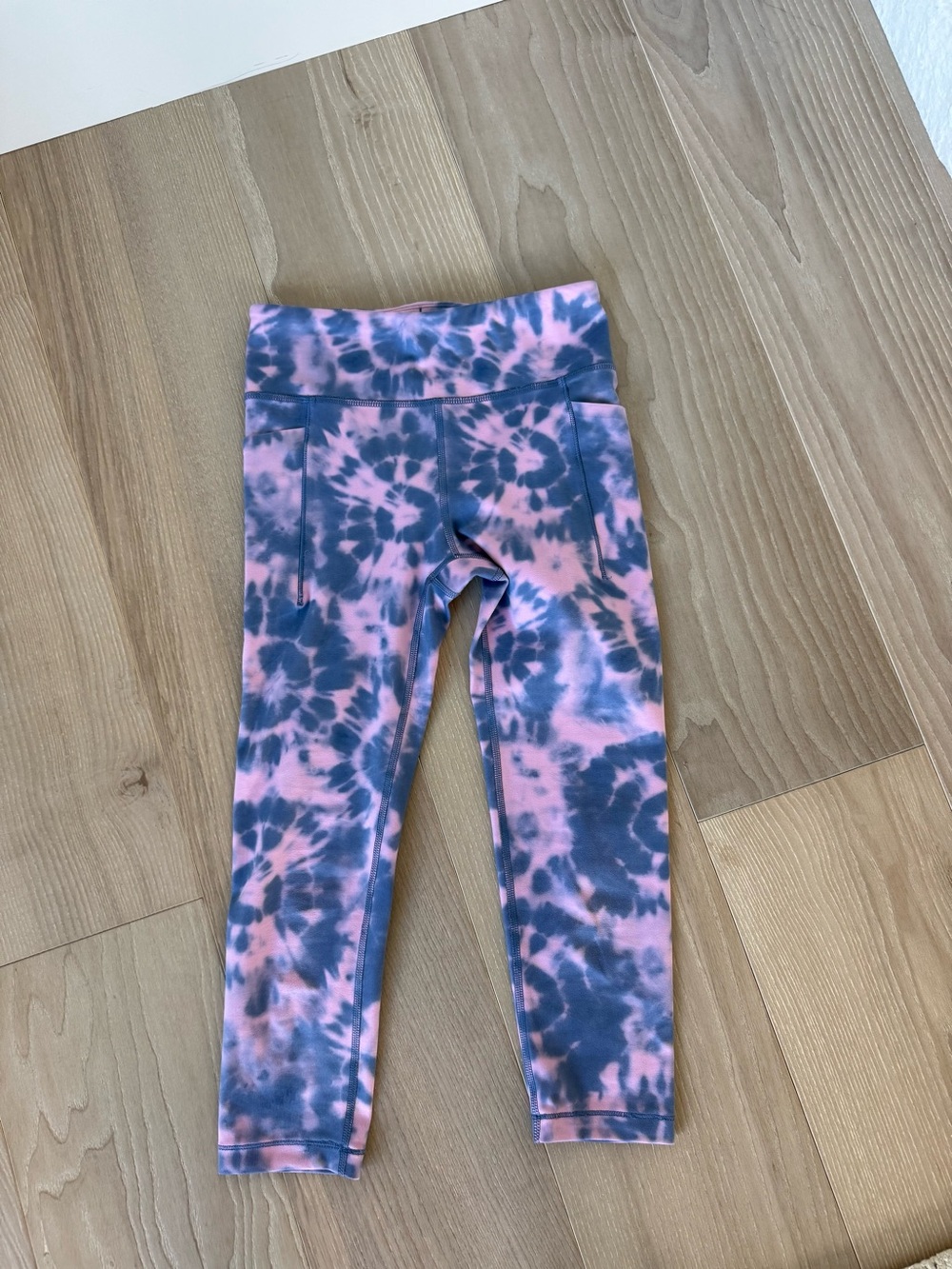 Athleta Girls Pink & Gray Tie-Dye Active Leggings